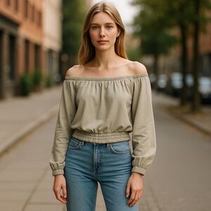 Guess Light Gray Top Never worn